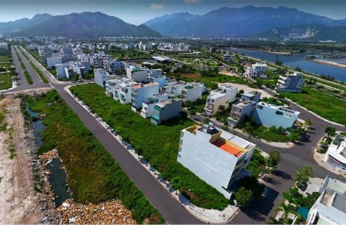 lô đất mặt tiền đường B11 rộng 20m KĐT VCN Phước Long 2 Nha Trang Chuyển nhượng